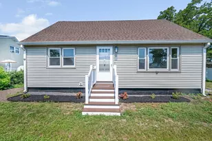 68 Waldo St, Lowell, MA 01852 - Photo 1
