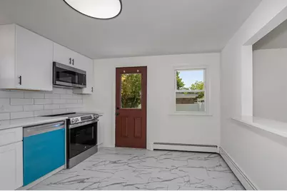 68 Waldo St, Lowell, MA 01852 - Photo 9