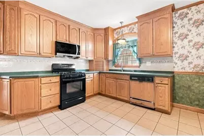 109 Bucknam St, Everett, MA 02149 - Photo 21