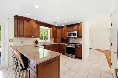 78 Branch St, Longmeadow, MA 01106 - Photo 5