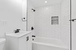 7 2nd St, Medford, MA 02155 - Photo 9