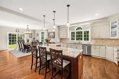 17 Partridge Ln, Raynham, MA 02767 - Photo 5
