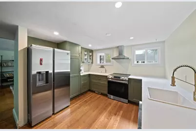 495 Thicket St, Weymouth, MA 02190 - Photo 5