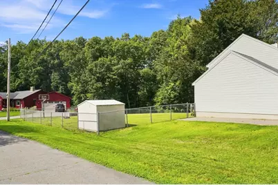 86 Pond, Methuen, MA 01844 - Photo 29