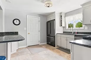 86 Pond, Methuen, MA 01844 - Photo 7