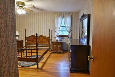 11 Almon Ave, West Springfield, MA 01089 - Photo 15