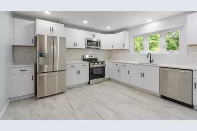 399 Maple St, Winchendon, MA 01475 - Photo 11