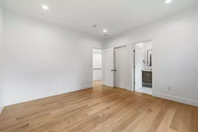 35 Fairview Ave, Lynnfield, MA 01940 - Photo 17