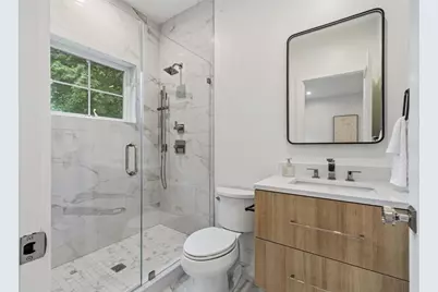 35 Fairview Ave, Lynnfield, MA 01940 - Photo 15
