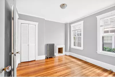 103-105 Colbourne Crescent, Brookline, MA 02445 - Photo 7