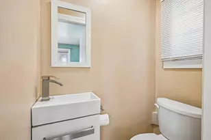 19 Walworth St, Worcester, MA 01602 - Photo 15