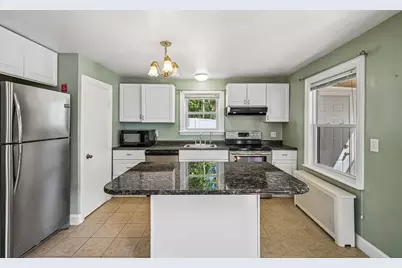 19 Walworth Street, Worcester, MA 01602 - Photo 11