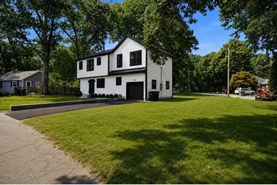 61 McAlee Ave, Framingham, MA 01702 - Photo 1