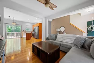17 Oakes Cir, Millbury, MA 01527 - Photo 11