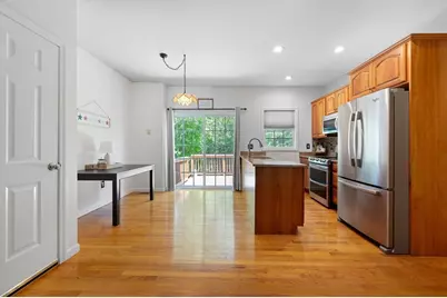 17 Oakes Cir #17, Millbury, MA 01527 - Photo 7