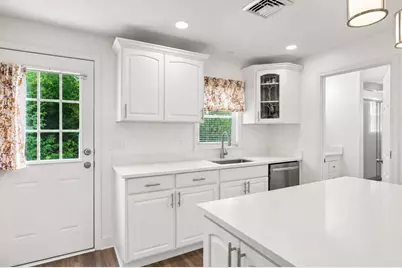 7 Arthur Street, Seekonk, MA 02771 - Photo 5