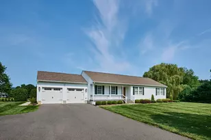 420 Hadley Rd, Sunderland, MA 01375 - Photo 1