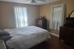 10 Duke St, Swampscott, MA 01907 - Photo 11