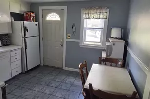 10 Duke St, Swampscott, MA 01907 - Photo 9