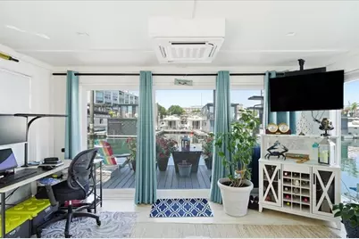 1 Pier 8 13th St #B28, Boston, MA 02129 - Photo 7