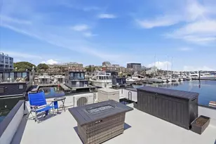 1 Pier 8 13th St, Boston, MA 02129 - Photo 25