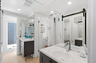 1 Pier 8 13th St, Boston, MA 02129 - Photo 19