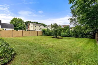 204 Thacher St, Milton, MA 02186 - Photo 27