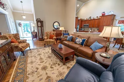 383 Mashapaug Rd, Holland, MA 01521 - Photo 11