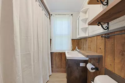 525 Clark St, Gardner, MA 01440 - Photo 13