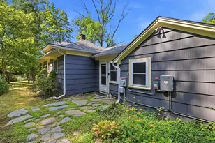 7 Depot Rd, Williamsburg, MA 01039 - Photo 3
