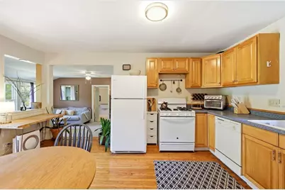7 Depot Rd, Williamsburg, MA 01039 - Photo 15