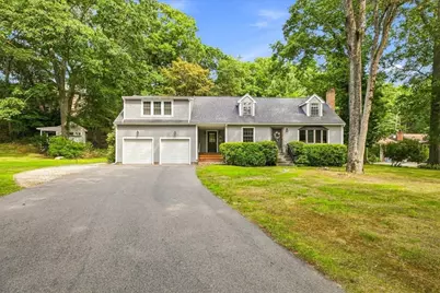 259 Water St, Hanover, MA 02339 - Photo 3