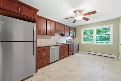 90 Colonial Circle #D, Chicopee, MA 01020 - Photo 9