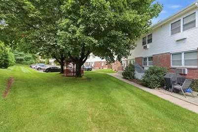 90 Colonial Circle #D, Chicopee, MA 01020 - Photo 25