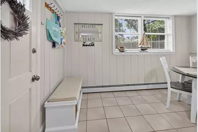 52 Beach St #2, Plymouth, MA 02360 - Photo 3