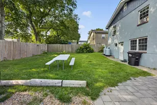52 Beach St, Plymouth, MA 02360 - Photo 23