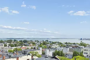 549 E 4th St, Boston, MA 02127 - Photo 13