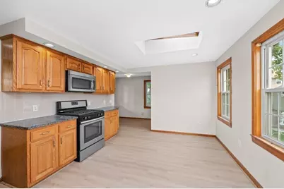 48 Franklin St, Peabody, MA 01960 - Photo 9
