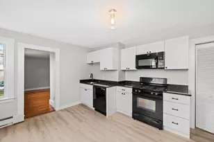 48 Franklin St, Peabody, MA 01960 - Photo 5