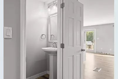 241 Carver Rd #7, Plymouth, MA 02360 - Photo 13