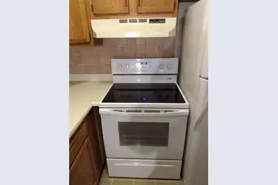 616 Boston Post Rd E #7, Marlborough, MA 01752 - Photo 5