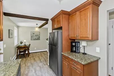 51 Merrick Ave, Holyoke, MA 01040 - Photo 25