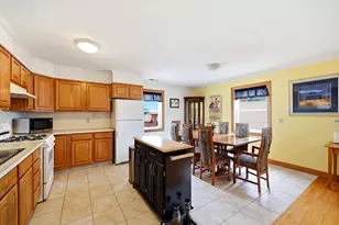 35 State St, Northampton, MA 01060 - Photo 11