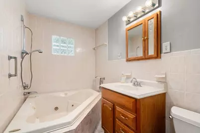 287 Haverhill St, North Reading, MA 01864 - Photo 11
