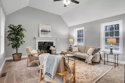 501 Alpine Rd #Applewood, Fitchburg, MA 01420 - Photo 3