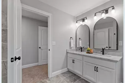 523 Alpine Rd #Bradley, Fitchburg, MA 01420 - Photo 9