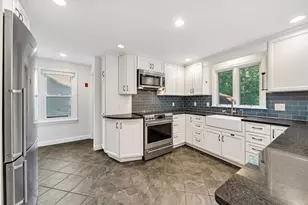 81 Seaver St, Wellesley, MA 02481 - Photo 13