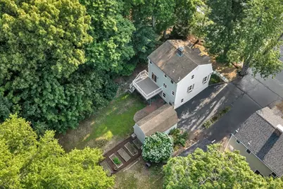 81 Seaver St, Wellesley, MA 02481 - Photo 3