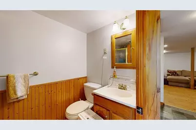 8 Juniper St, West Brookfield, MA 01585 - Photo 31
