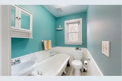 8 Juniper St, West Brookfield, MA 01585 - Photo 25